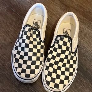 7.5 vans